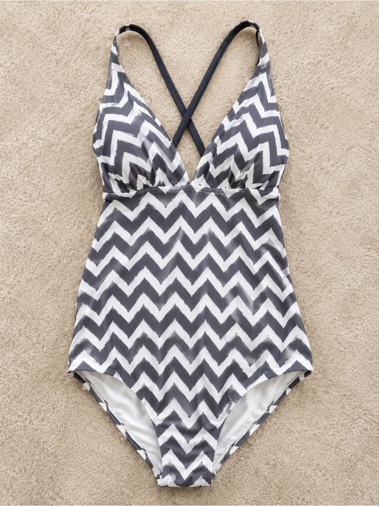 Liz Lange Other - Liz Lange Maternity Chevron One Piece Swimsuit XL Gray White Babymoon Swim